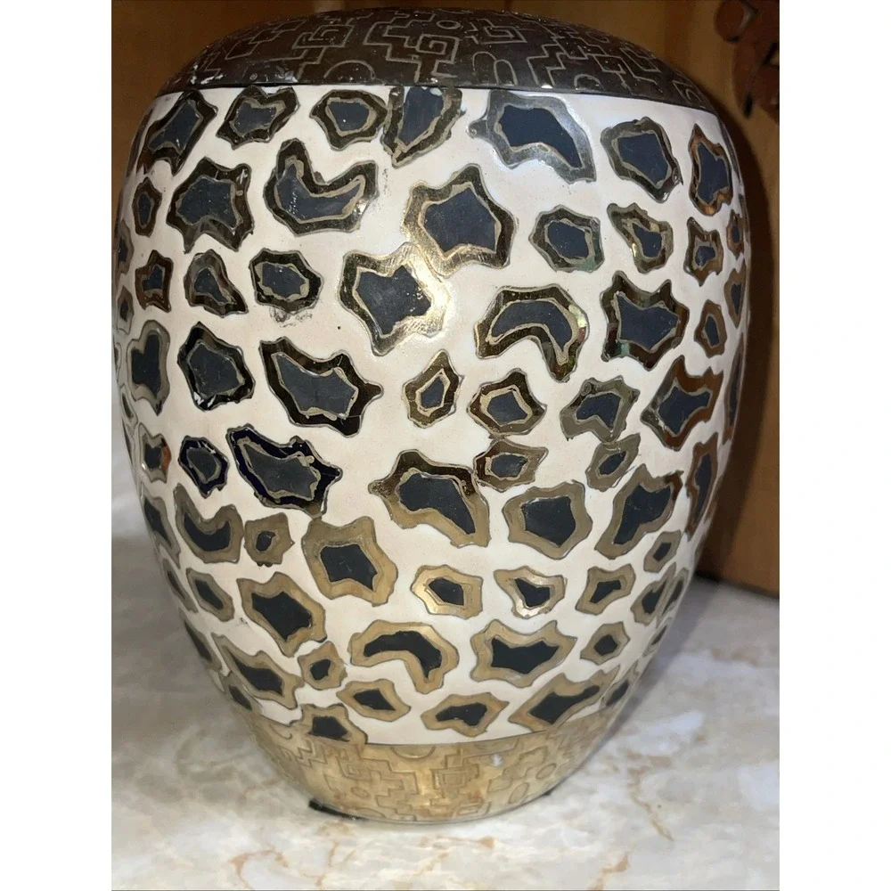 Vintage Macau Stamped‎ - Bud Vase Black & Gold Leopard Print